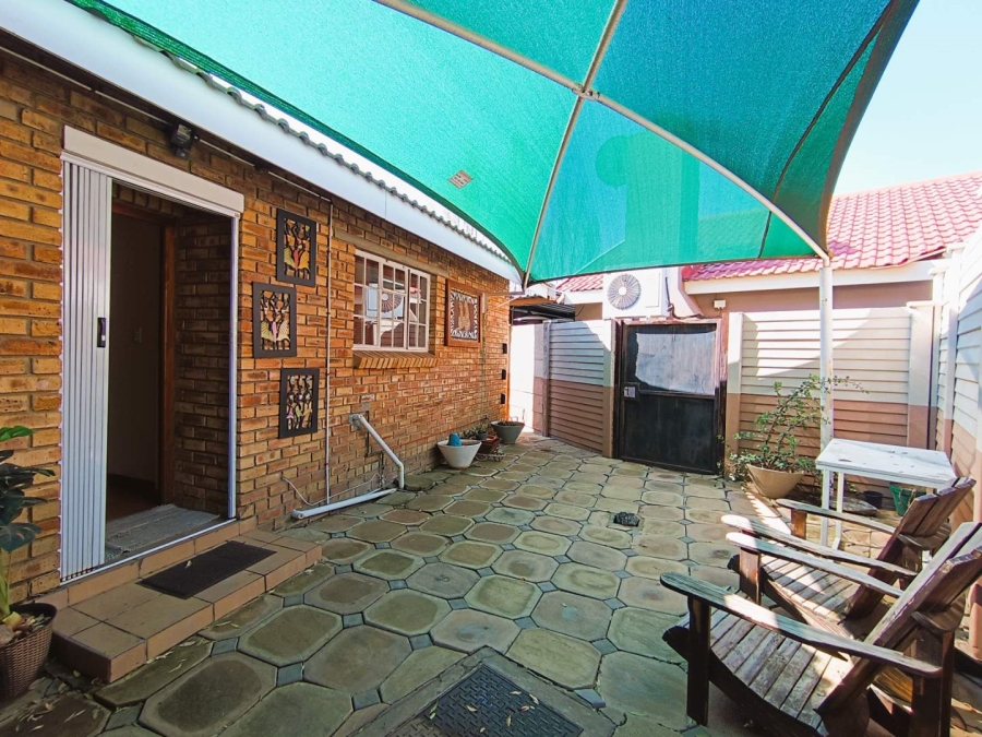 3 Bedroom Property for Sale in Pellissier Free State